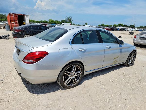 2015 MERCEDES-BENZ C Base
