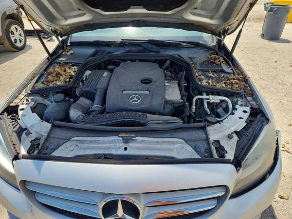 2015 MERCEDES-BENZ C Base