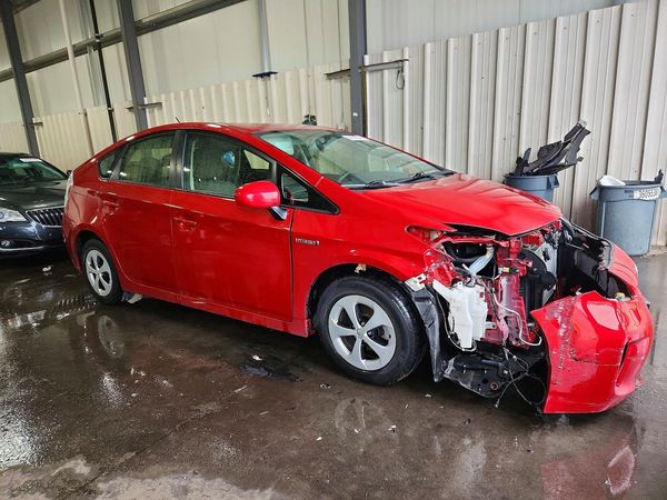 2015 TOYOTA PRIUS