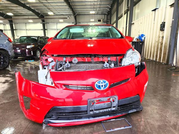 2015 TOYOTA PRIUS