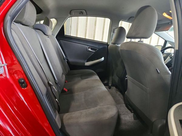 2015 TOYOTA PRIUS