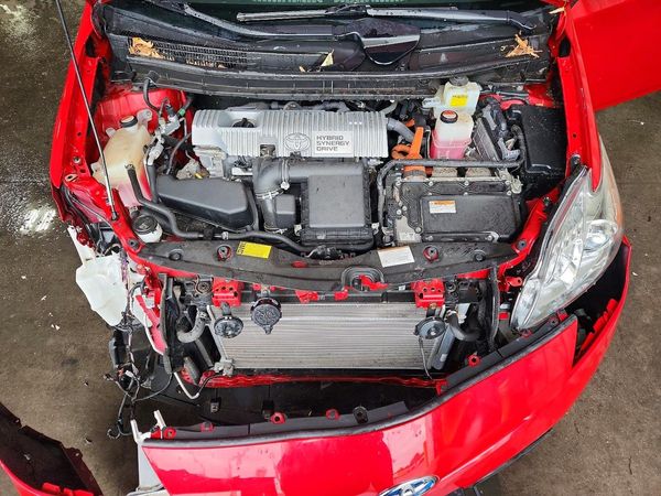 2015 TOYOTA PRIUS