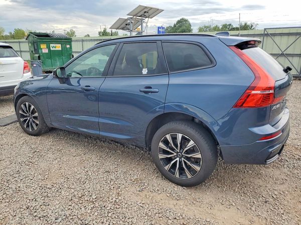 2023 VOLVO XC60 Plus Dark