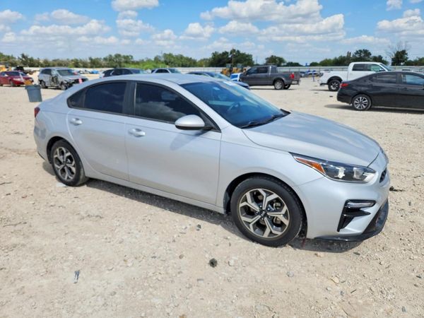 2021 KIA FORTE FE, LXS