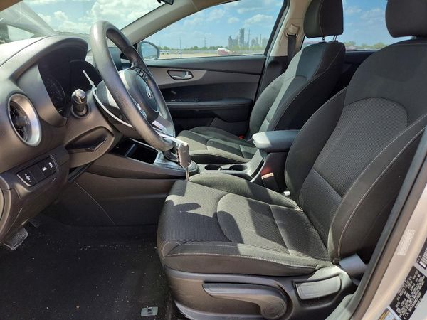 2021 KIA FORTE FE, LXS