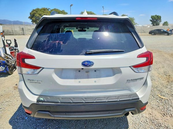2021 SUBARU FORESTER
