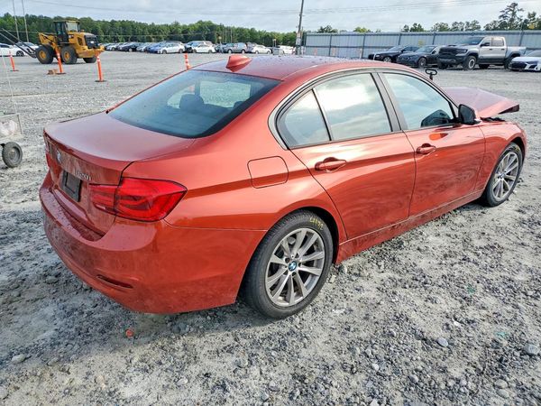 2018 BMW 320