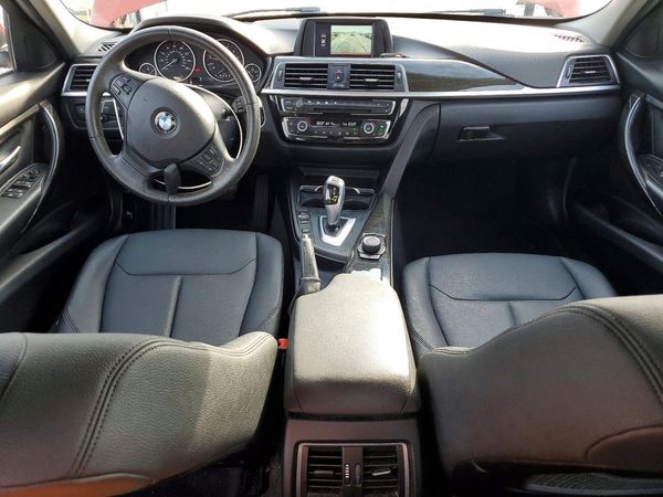 2018 BMW 320