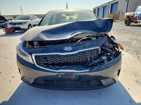 2018 KIA FORTE LX Base