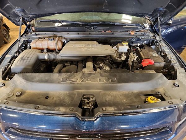 2020 RAM 1500 Big Horn, Lonestar — Engine bay