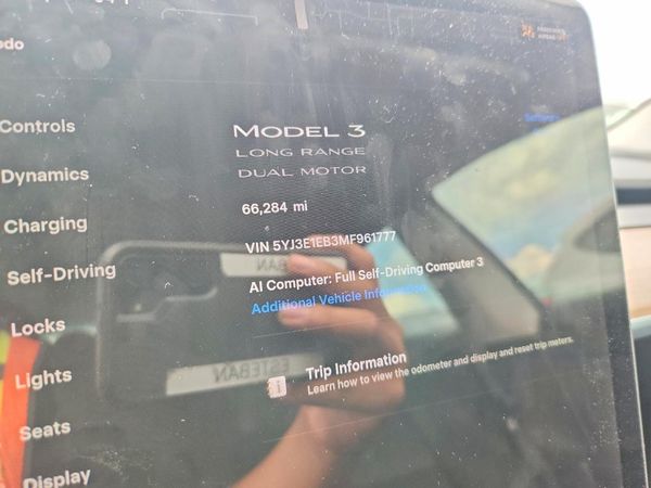 2021 TESLA MODEL 3