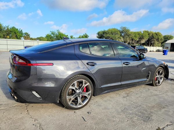 2020 KIA STINGER GT