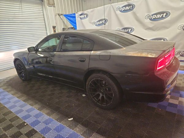 2014 DODGE CHARGER SE