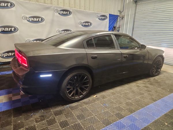 2014 DODGE CHARGER SE