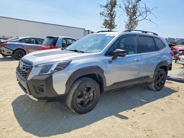 2023 SUBARU FORESTER