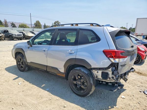 2023 SUBARU FORESTER