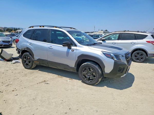 2023 SUBARU FORESTER