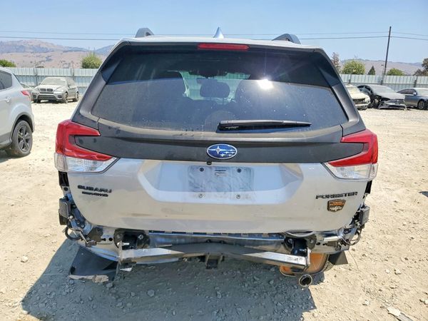 2023 SUBARU FORESTER