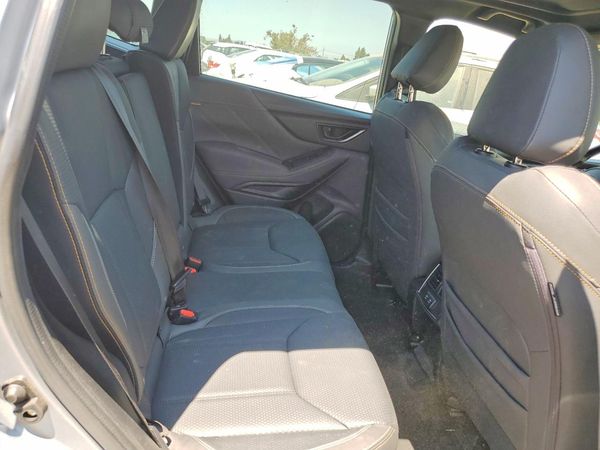 2023 SUBARU FORESTER