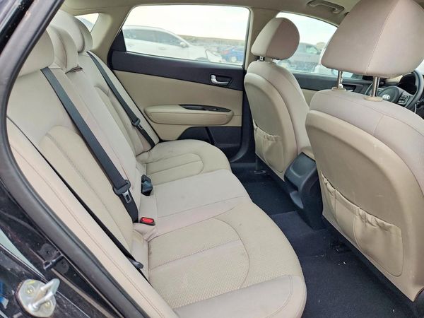 2016 KIA OPTIMA GL
