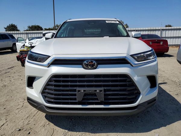 2024 TOYOTA GRAND HIGHLANDER