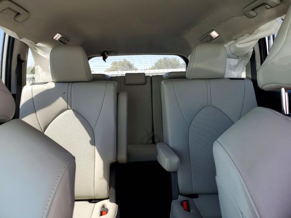 2024 TOYOTA GRAND HIGHLANDER