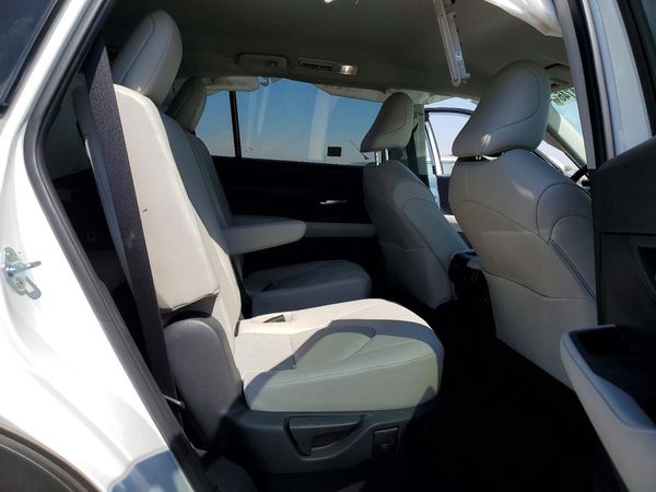 2024 TOYOTA GRAND HIGHLANDER