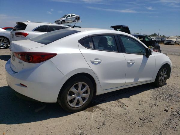 2016 MAZDA 3 SV/Base