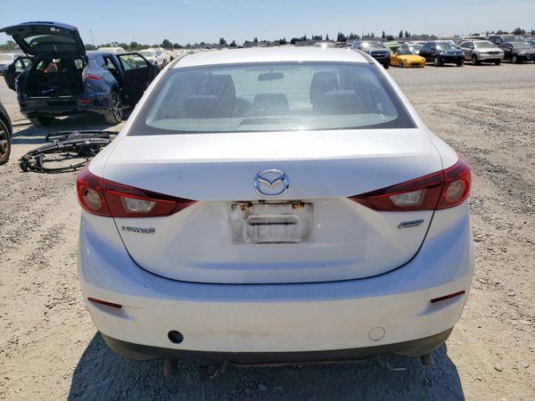2016 MAZDA 3 SV/Base