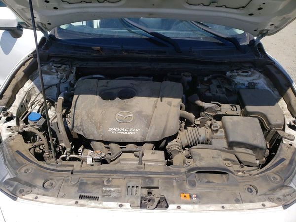 2016 MAZDA 3 SV/Base