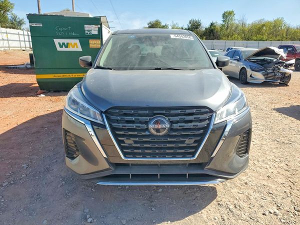 2022 NISSAN KICKS S