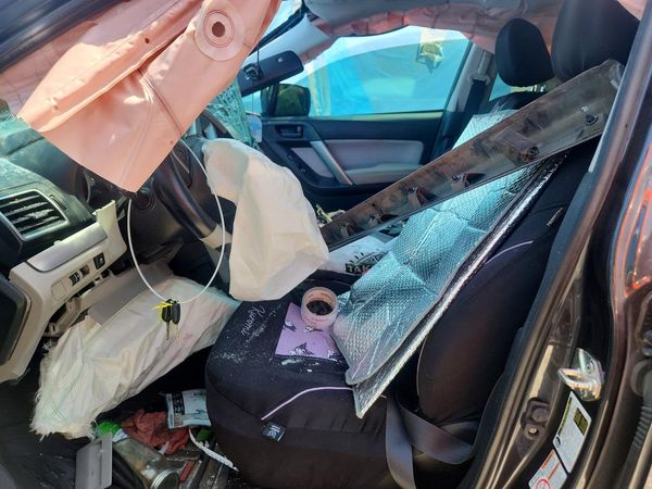 2018 SUBARU FORESTER Premium+CWP — DENT