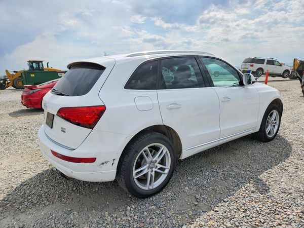 2016 AUDI Q5 quattro Premium Plus