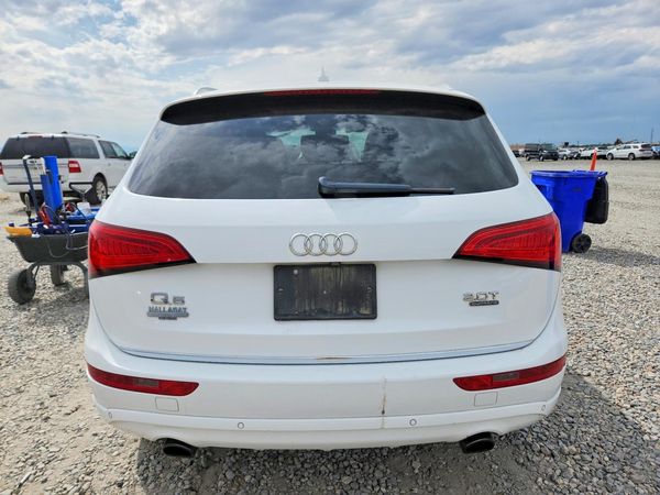 2016 AUDI Q5 quattro Premium Plus