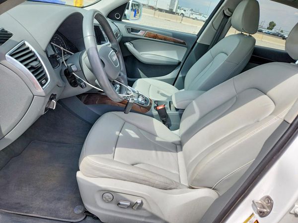 2016 AUDI Q5 quattro Premium Plus