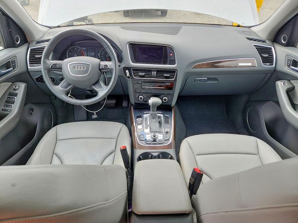 2016 AUDI Q5 quattro Premium Plus