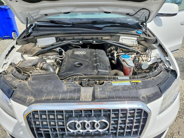 2016 AUDI Q5 quattro Premium Plus