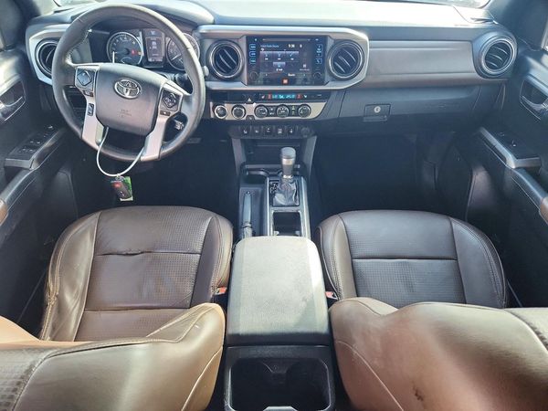 2016 TOYOTA TACOMA Limited
