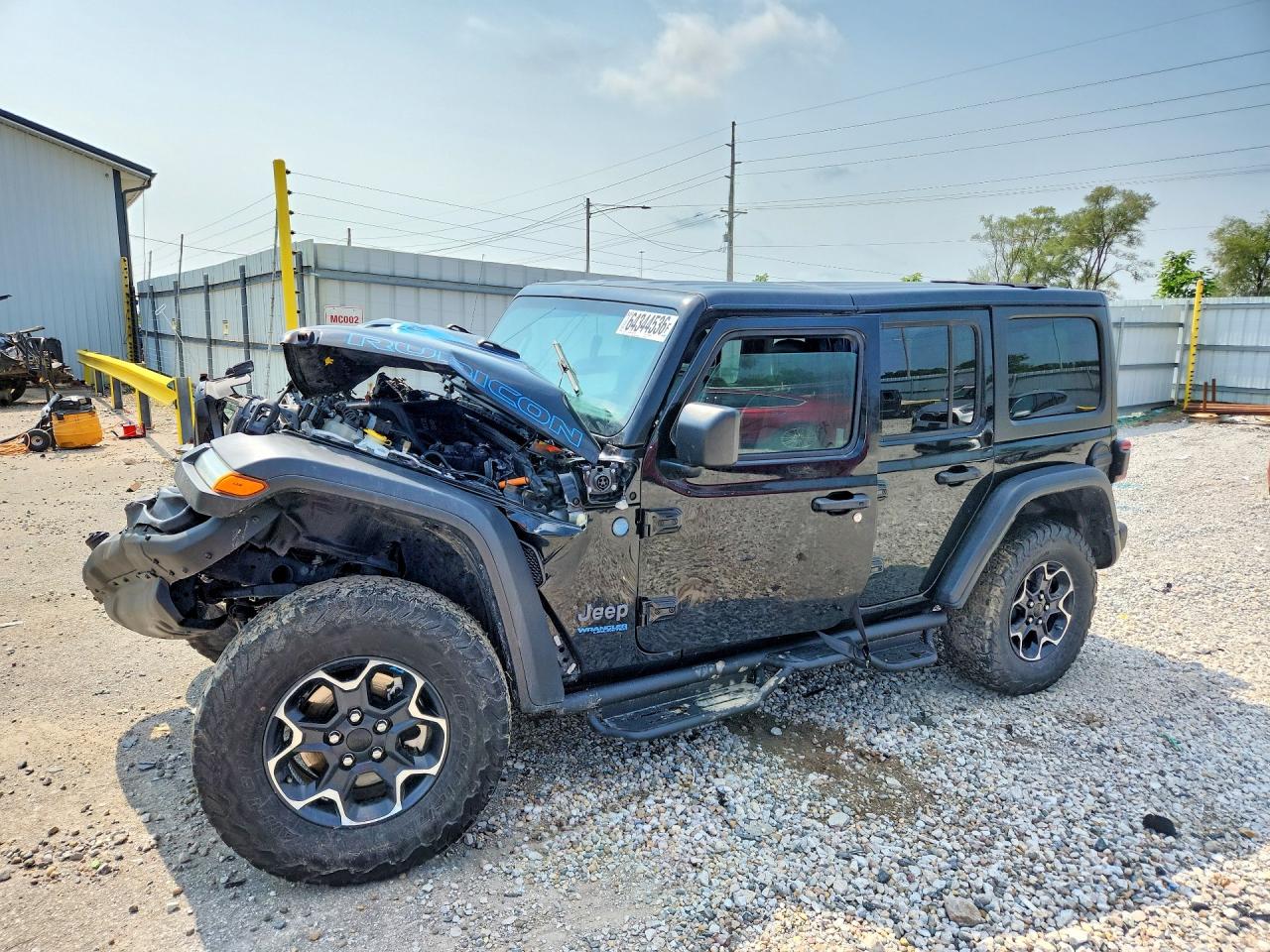2022 JEEP WRANGLER Unlimited Rubicon 4XE — Front 3/4