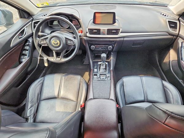 2017 MAZDA 3 Touring