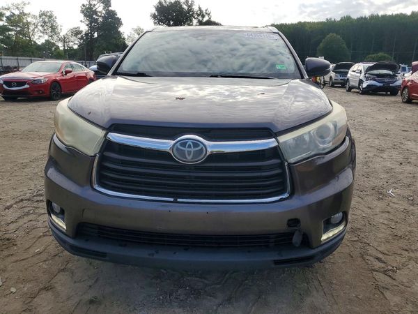 2016 TOYOTA HIGHLANDER
