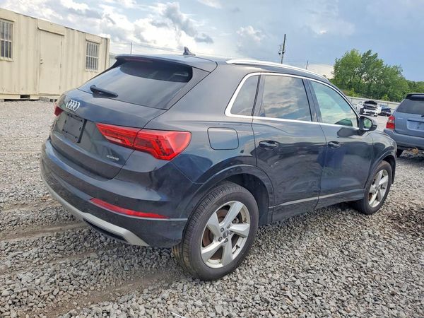 2020 AUDI Q3 quattro Premium