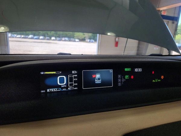 2019 TOYOTA PRIUS