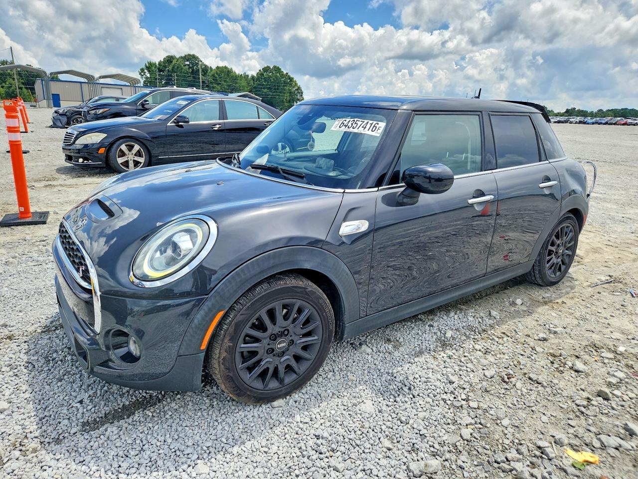 2020 MINI COOPER
