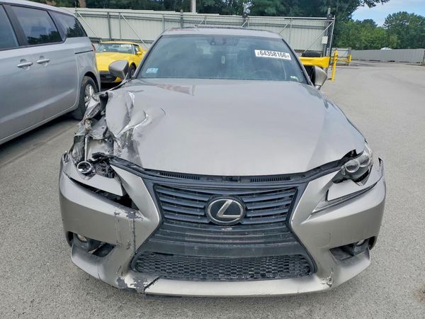 2016 LEXUS IS 300