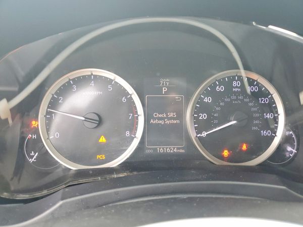 2016 LEXUS IS 300