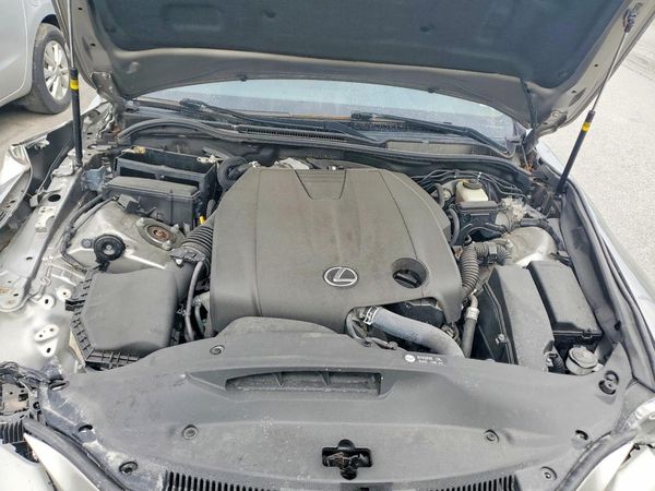 2016 LEXUS IS 300