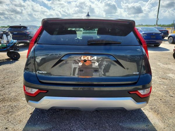 2026 KIA NIRO LX