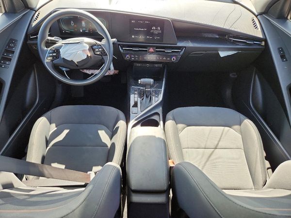 2026 KIA NIRO LX
