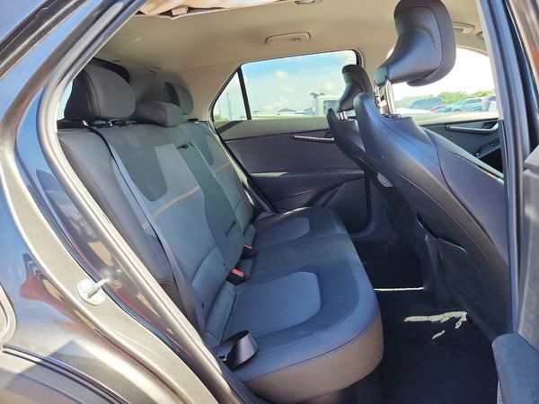 2026 KIA NIRO LX